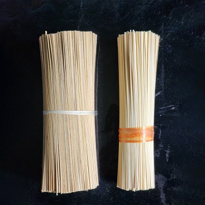 Natural Round Bamboo Sticks