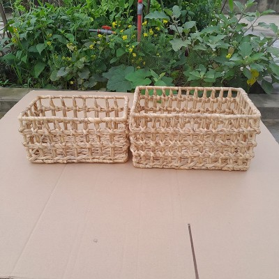 Rectangular Grid-Weave Seagrass Trays
