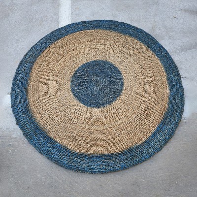 Concentric dark blue striped round seagrass sheets