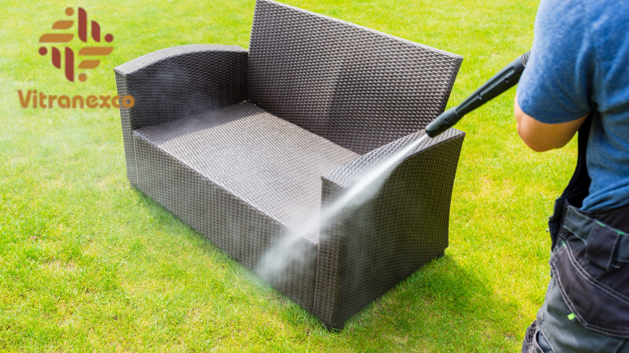 Benefit 3 Low maintenance and easy cleaning with synthetic Vietnam rattan cane webbing